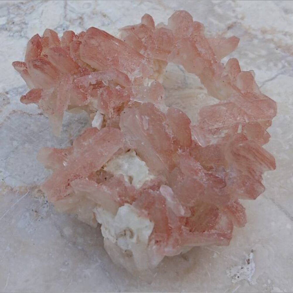 Stilbite Zeolite crystal mineral specimen 03 - Picture 2 of 5